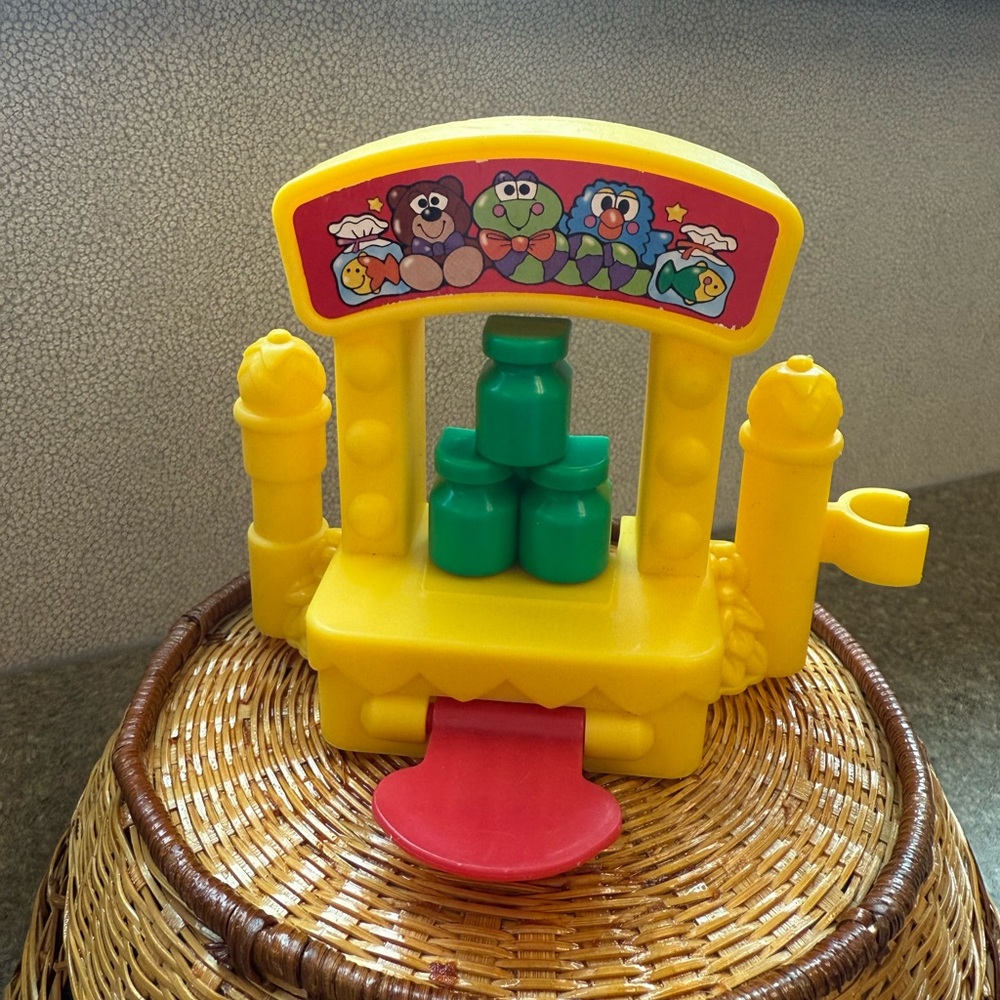 Fisher-Price Little People Carnival Game